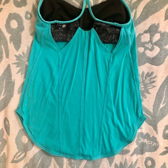 Lululemon Roll Out Tank with built in bra - Picture 5 of 16